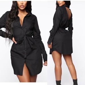 🌷Fashion Nova Open Back Dress